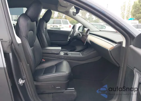 2022 Tesla Model Y Performance Dual Motor All-Wheel Drive from USA, damaged, VIN 7SAYGDEF3NF408135